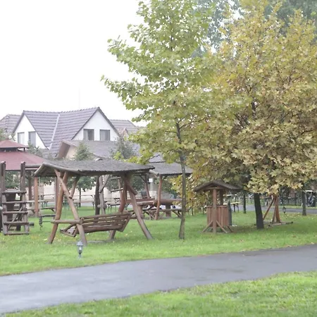 Woodland Apartman شقة فندقية